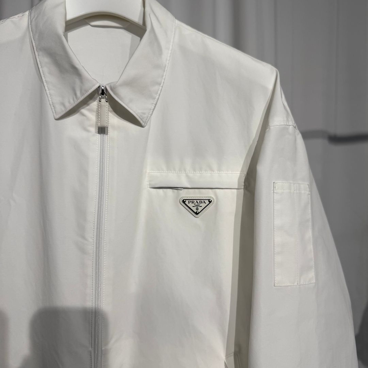 [정품] 프라다 테크니컬 포플린 자켓 sgn889 오버핏L사이즈--2
