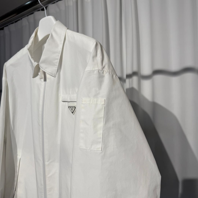 [정품] 프라다 테크니컬 포플린 자켓 sgn889 오버핏L사이즈--3