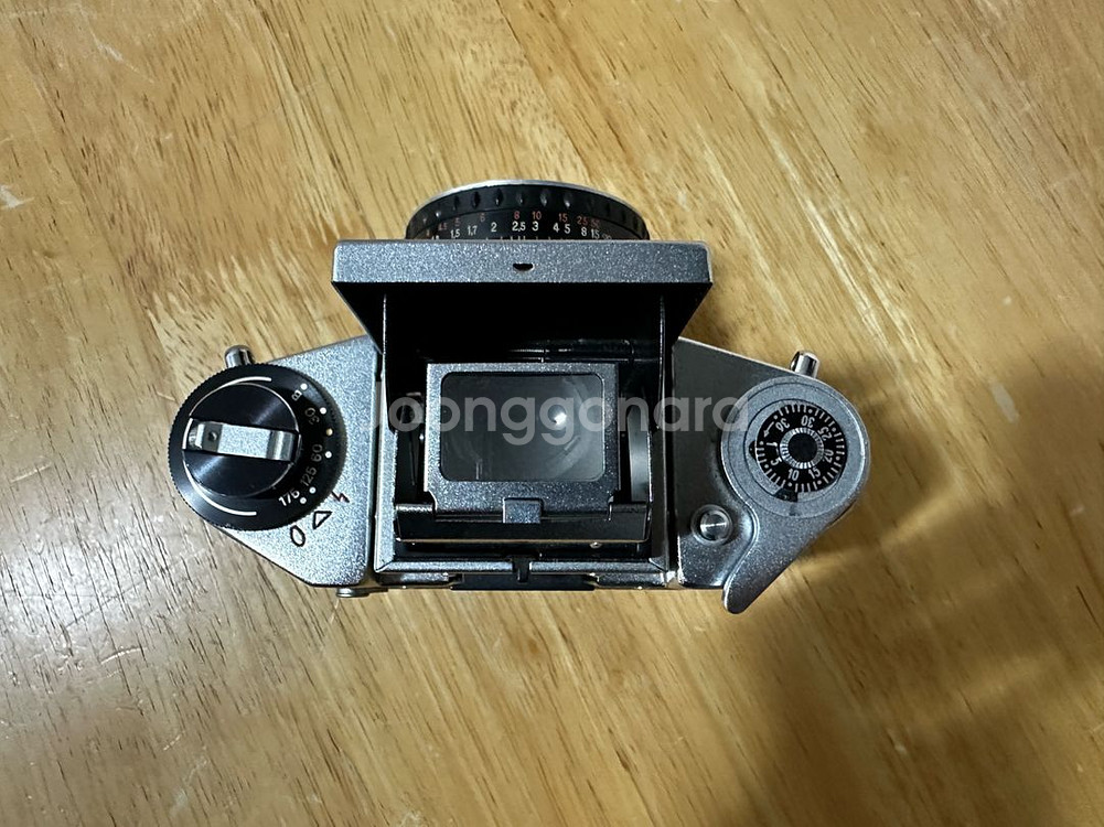 EXA 1b + Carl Zeiss Jena Tessar 50mm F2.8--3