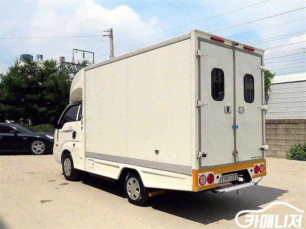 [소형화물][워크스루밴]더뉴봉고3 1.0톤/킹캡/초장축/일반형 럭셔리 (1톤) #2026년특가 이미지