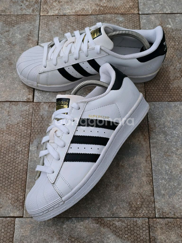 (230)아디다스 슈퍼스타 화이트 블랙 스니커즈 운동화--2