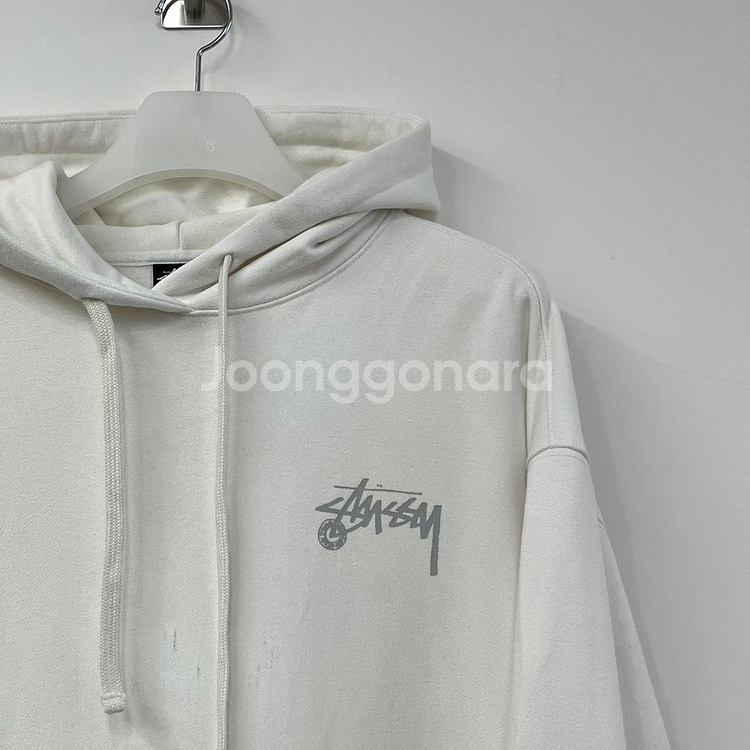 스투시 디자인스 백로고 화이트 후드티--3