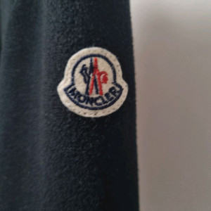 몽클레어 후드 집업 정품 이미지