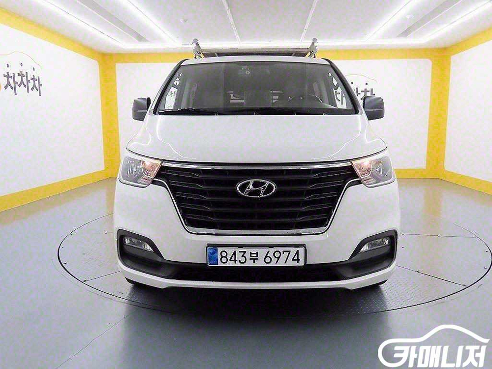 [현대]더 뉴 그랜드 스타렉스 2WD 밴 5인승 모던 (5인승) #2026년특가 이미지