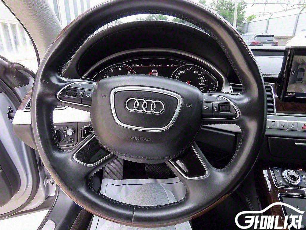 [아우디]뉴A8 60 TFSI 콰트로 LWB #2026년특가 이미지