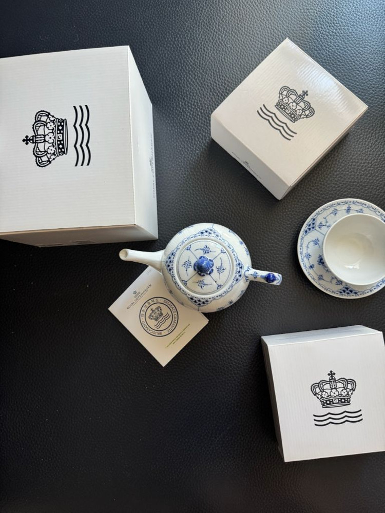 로얄 코펜하겐 티팟 700ml&찻잔2조 (새상품)--3