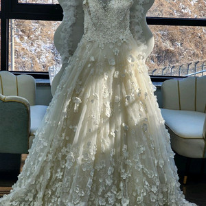 잔잔비즈입체 플라워 웨딩드레스