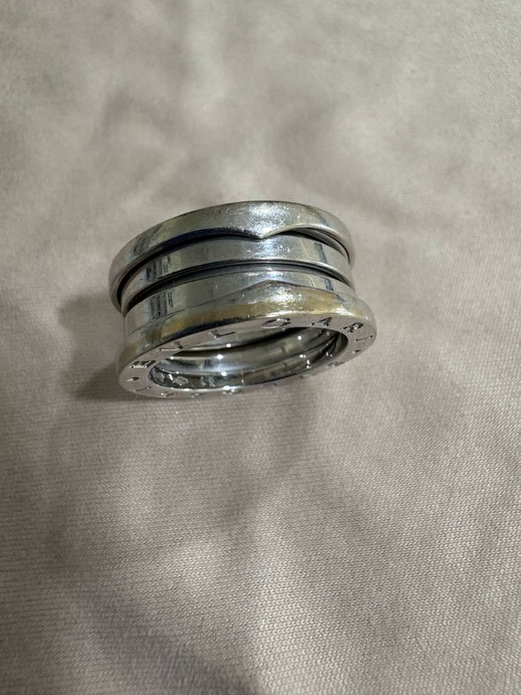 불가리 비제로원 반지 50호 화이트골드 이미지