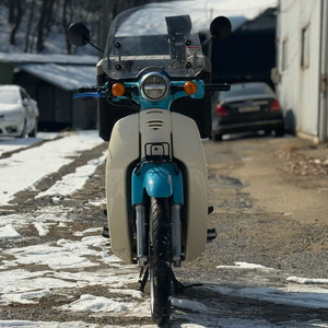 혼다 슈퍼커브110 20년식2만키로 저렴하기 판매합니다.