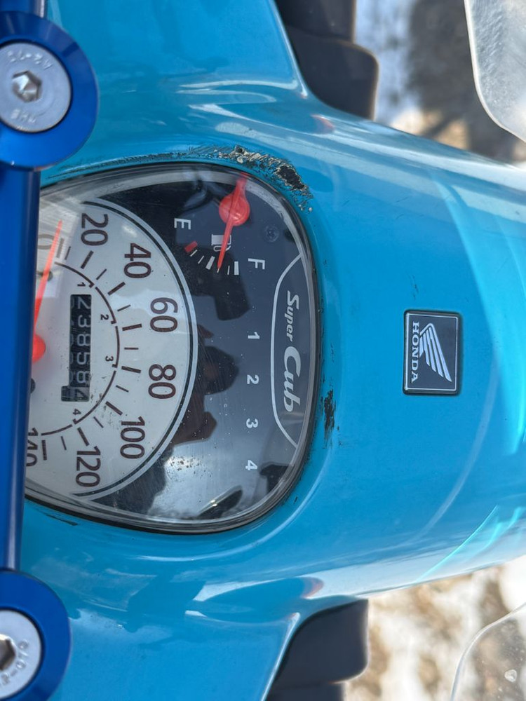 혼다 슈퍼커브110 20년식2만키로 저렴하기 판매합니다.--9