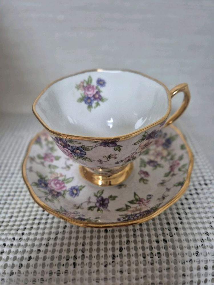 로얄알버트 100주년 기념 골드핸들찻잔 2조가격--2