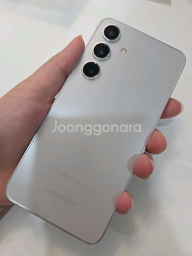 갤럭시 S24 256g 실버 특S급 서울s24 부산s24 강원s24 인천s24 대구s24 중고폰--0