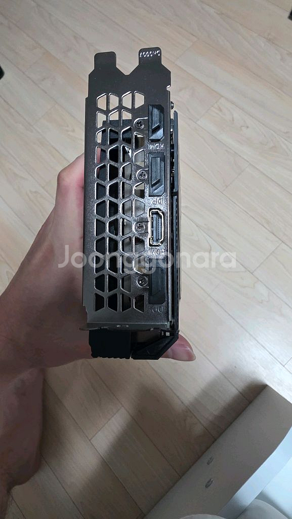 Gigabyte RTX3060 Gaming OC 8G--5