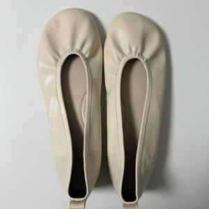 (새상품) 빅사이즈 말랑 만두 주름 밴딩 둥근 플랫 260