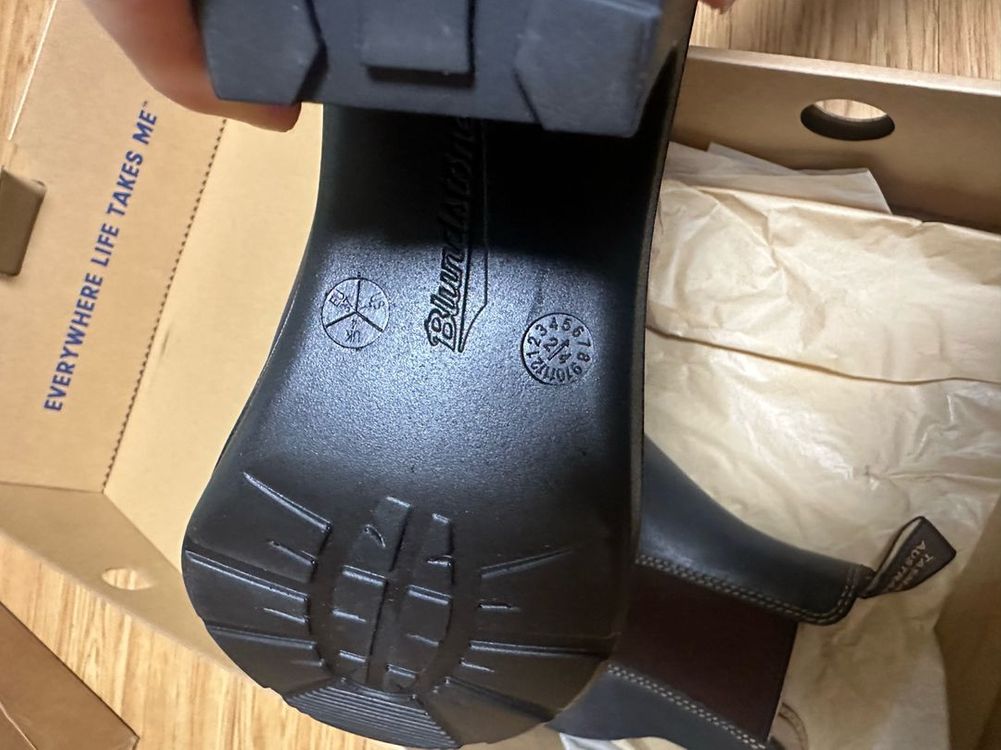 미개봉 블런드스톤 첼시부츠--3