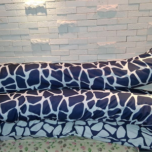 푹신푹신한 바디필로우 U자형 + 1자형 세트. 사진처럼 편안하게 여러용도로 쓰실수 있습니다. 전국무료배달 됩니다.