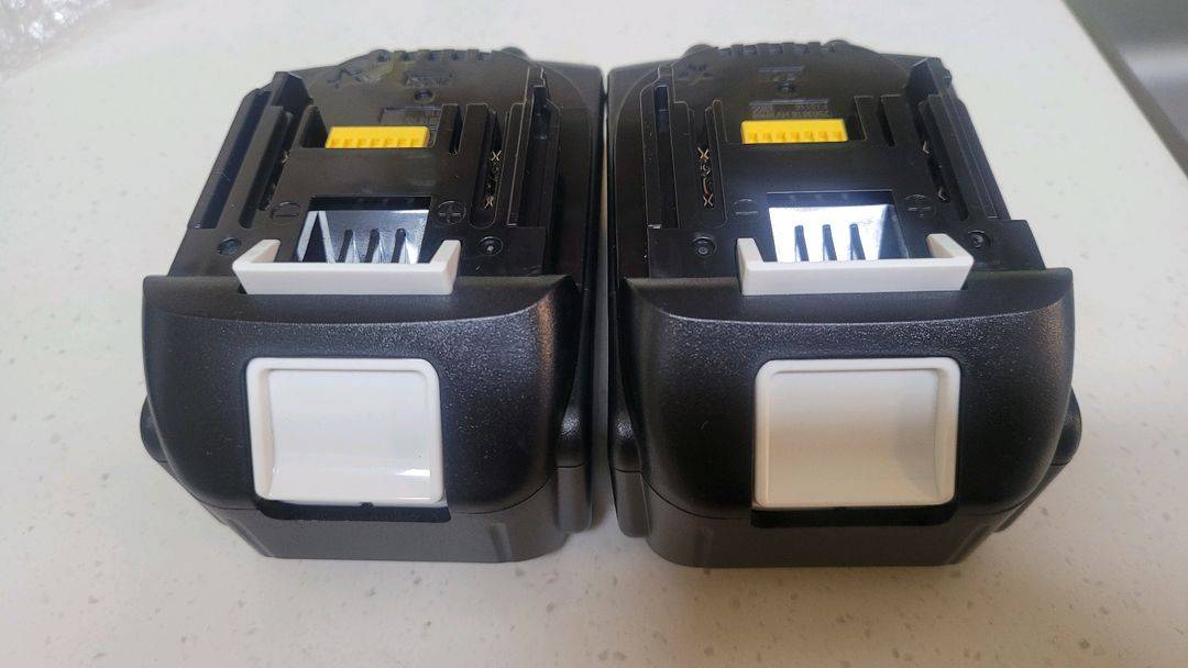 마끼다 6.0암페어 배터리--2