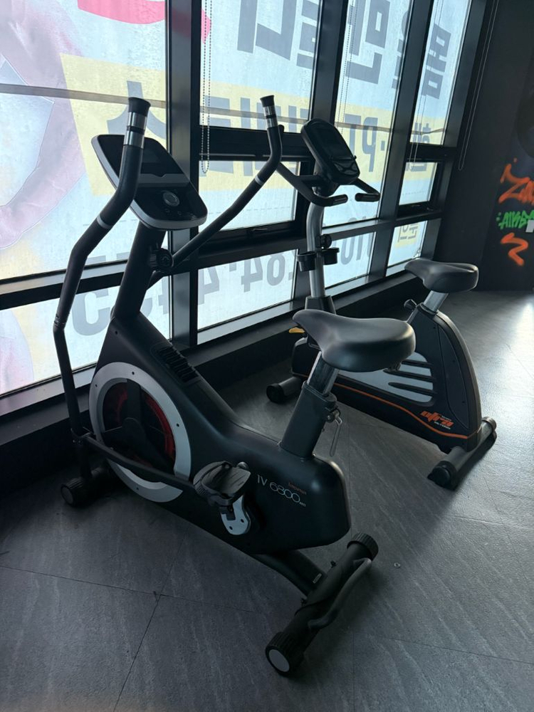 스텝퍼+입식사이클2대+에어바이크 일괄 판매 합니다--3