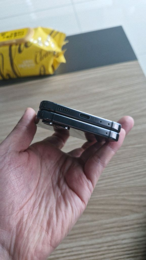 갤럭시 Z 플립5 512GB 판매--4