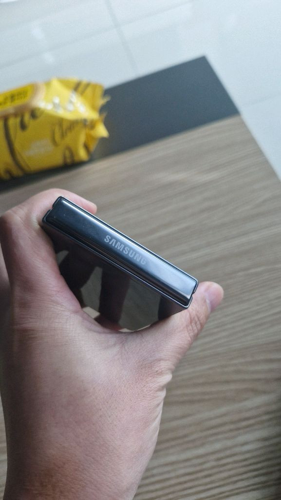 갤럭시 Z 플립5 512GB 판매--7