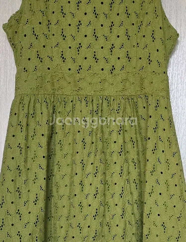 55) 실측사이즈 참고/Her She 아일렛 자수 펀칭 롱 원피스--1