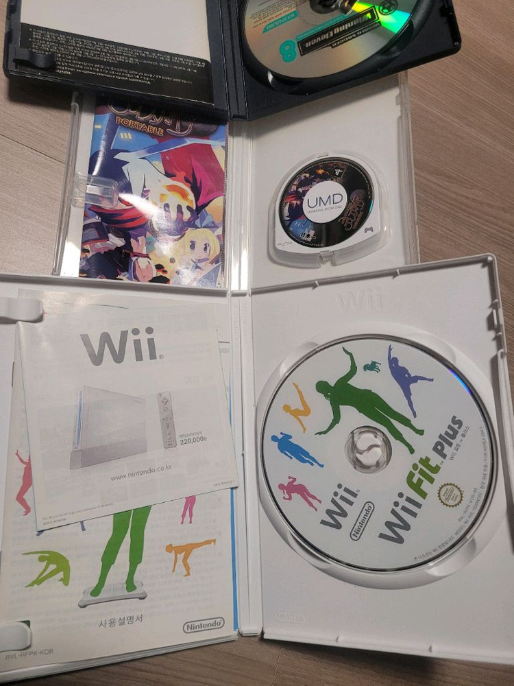 psp 마계전기 wii 위핏플러스 ps2위닝8 각각 같이 팔아요. 이미지