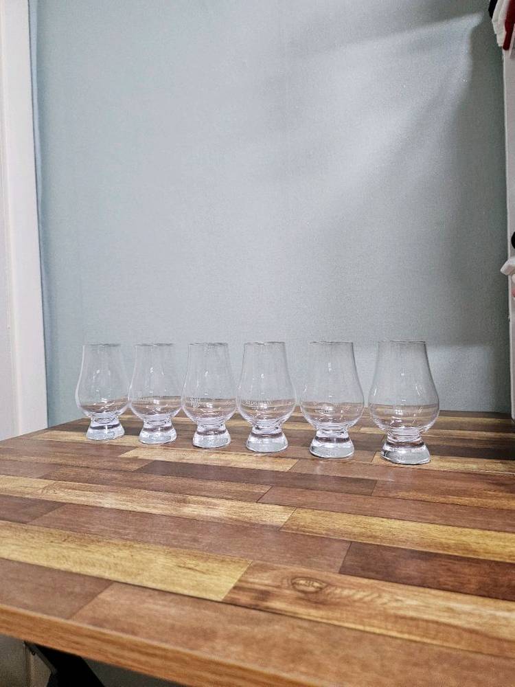 발렌타인, 로열샬루트등 글렌캐런 글라스 6종 세트--1