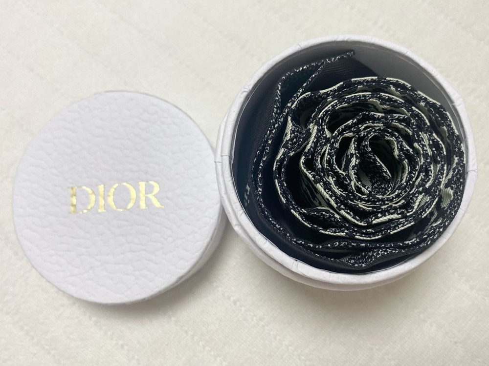 디올 30 Montaigne 미차 스카프 이미지