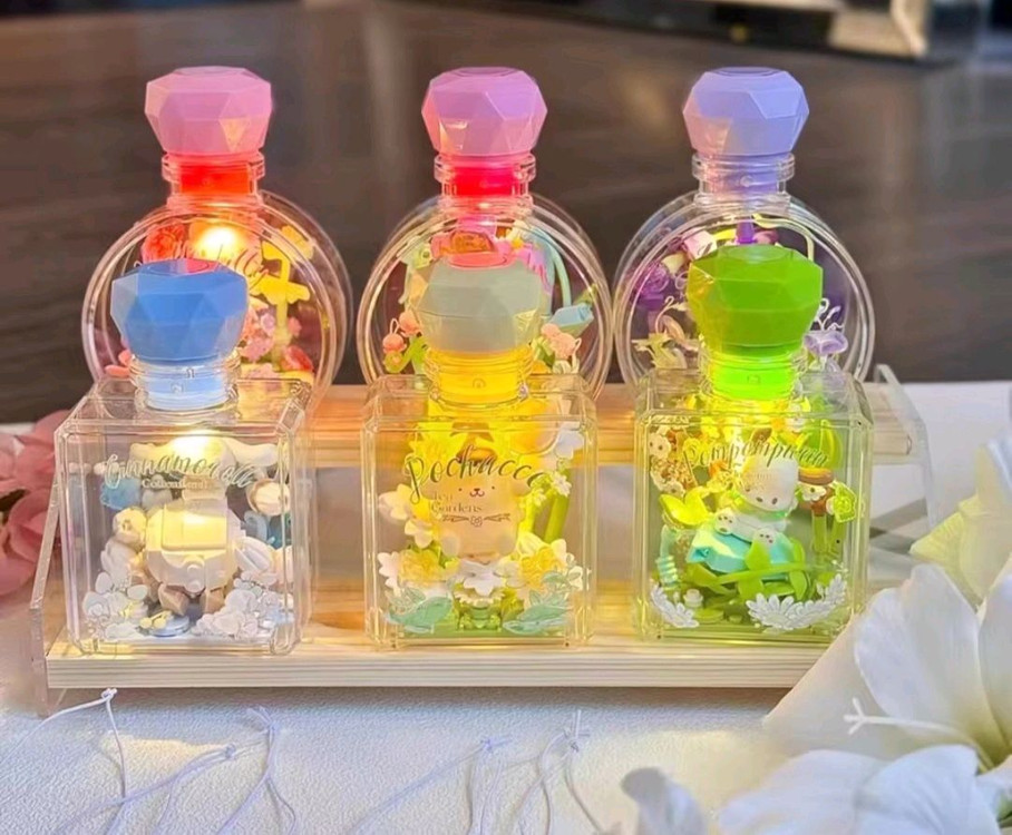 산리오 플라워엔젤 향수 무드등 LED 레고 가챠 6가지--0