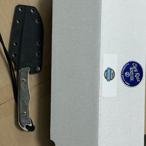 크리스리브 인요니 나이프