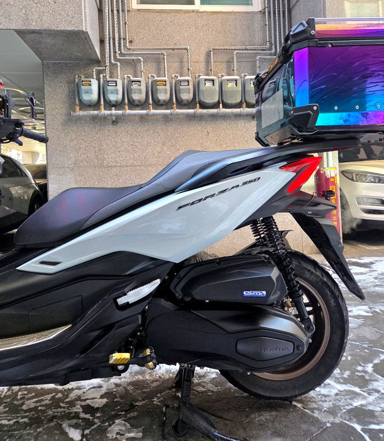 혼다 포르자350 25년식 사용검사 완료, 점검 완료,블박 2채널--3