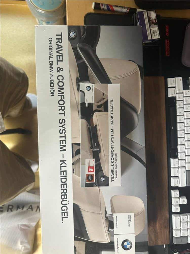 bmw 정품 옷걸이 판매 합니다--0