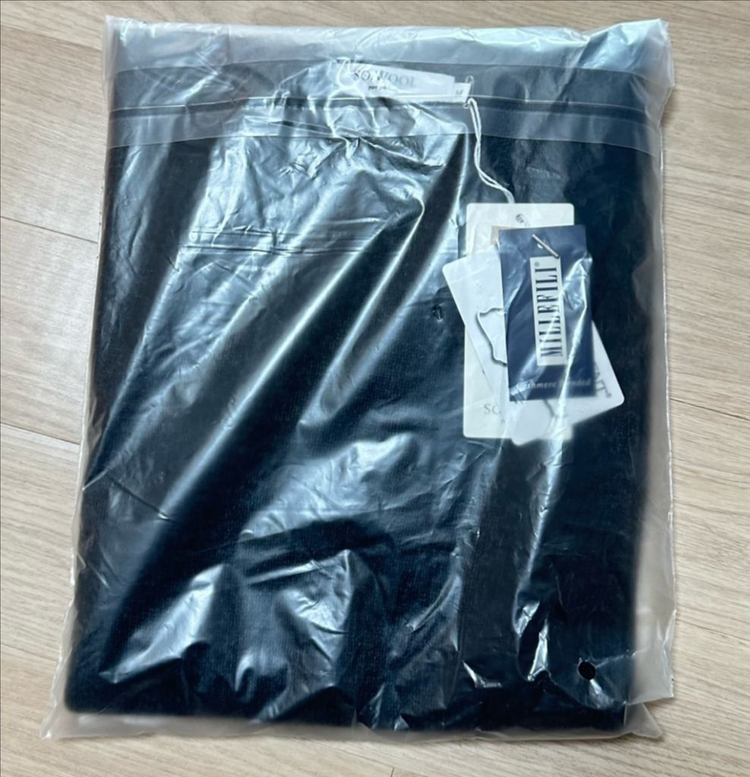 새상품 고퀄 홀가먼트 울100니트 홀가먼트니트 홀가니트 그레이 사이즈M 입학식룩 참관수업 모임룩--5