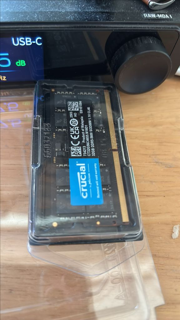 DDR5 32G 노트북용 마이크론--0