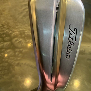 타이틀리스트 최신형 U505 드라이빙 아이언 4번 이미지