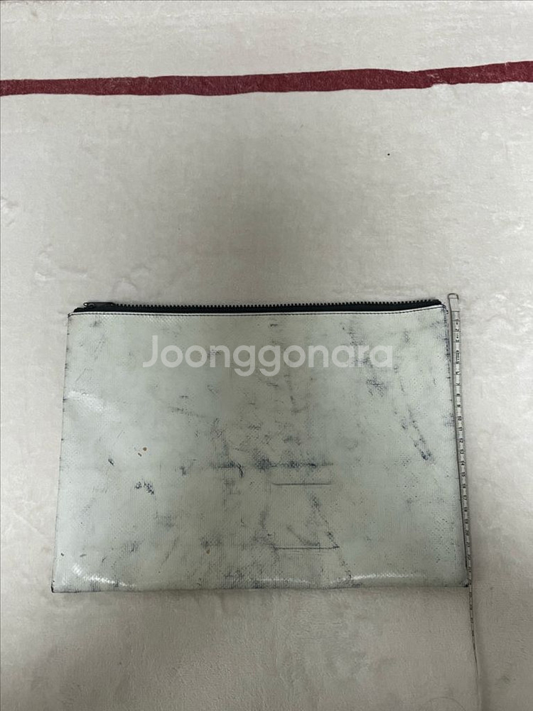 프라이탁 척 파우치 클러치백--1