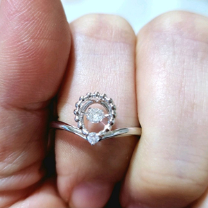 18k 화이트골드 댄싱다이아 데일리반지 11.5호