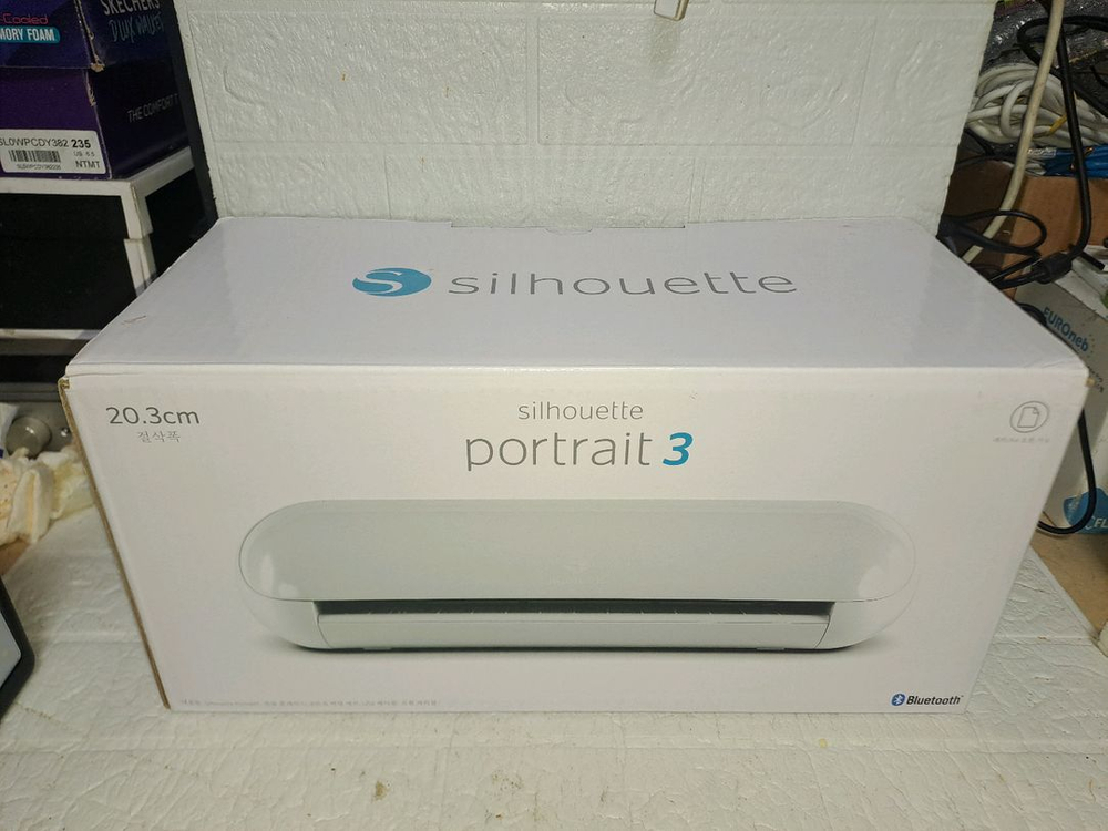 실루엣 포트레이트3 (새상품) 판매--0