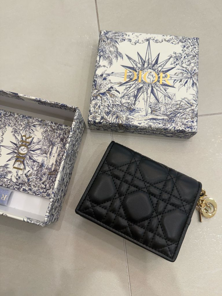 디올반지갑 레이디 까나쥬--0