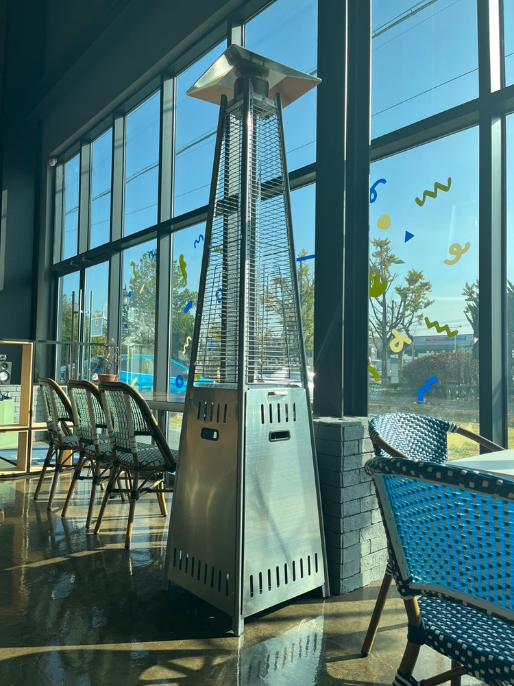 글래스파티오히터 중고 판매합니다 야외가스히터 파티오히터 lpg가스히터 이미지