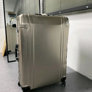 제로할리버튼 명품 하드 캐리어 케이스 판매