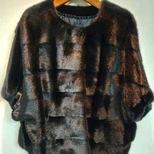 쉬즈미스 사가퍼 휘메일 벨벳 호리젠탈 밍크 케이프 자켓 free사이즈(55~66사이즈) 새제품 블랙컬러