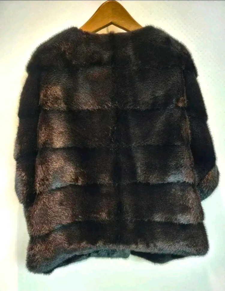쉬즈미스 사가퍼 휘메일 벨벳 호리젠탈 밍크 케이프 자켓 free사이즈(55~66사이즈) 새제품 블랙컬러--1