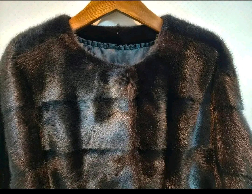 쉬즈미스 사가퍼 휘메일 벨벳 호리젠탈 밍크 케이프 자켓 free사이즈(55~66사이즈) 새제품 블랙컬러--2