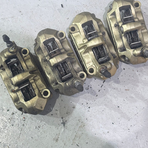 s1000rr 브렘보 캘리퍼 이미지