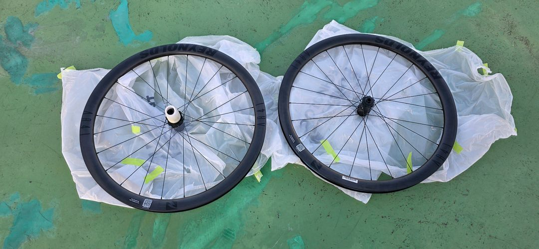 레이놀즈(Reynolds) AR41 DB 카본 휠세트--1