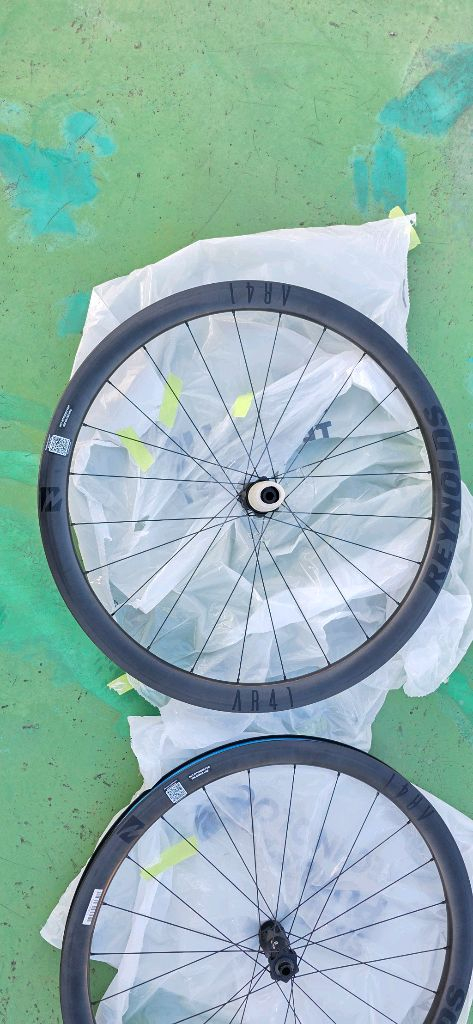 레이놀즈(Reynolds) AR41 DB 카본 휠세트--3