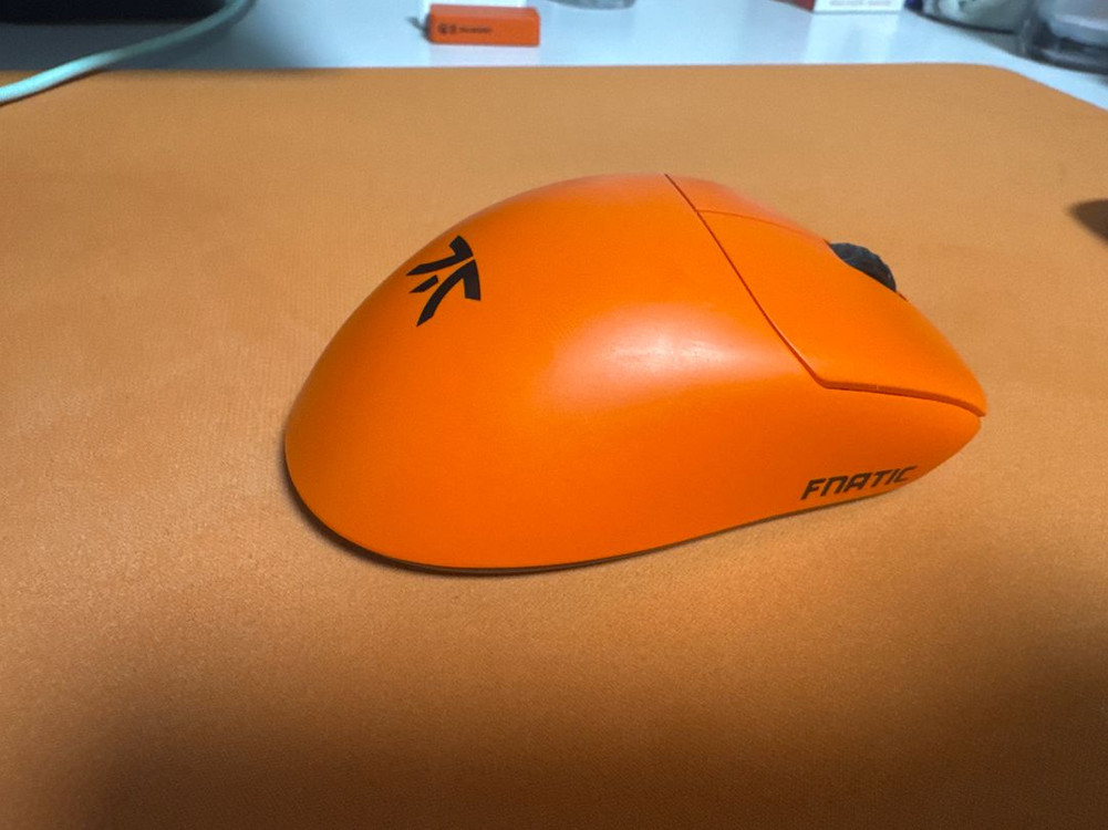 람주 쏜 프니틱 4k 판매합니당 이미지