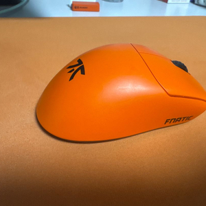 람주 쏜 프니틱 4k 판매합니당