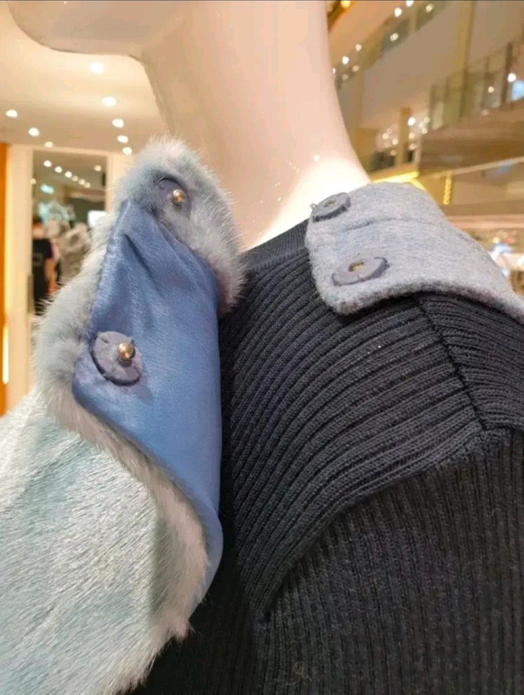 발렌시아 밍크 배색 알파카 울혼방 베스트 66사이즈 새제품 스카이블루컬러--3